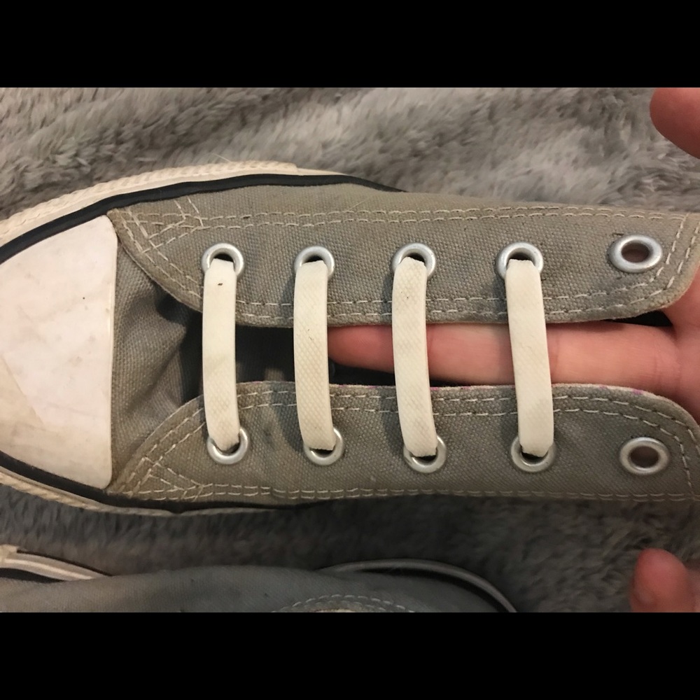 Grey converse - Picture 3 of 3
